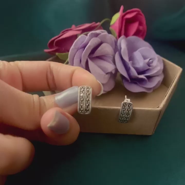 sterling-silver-sparkling-stud-earrings
